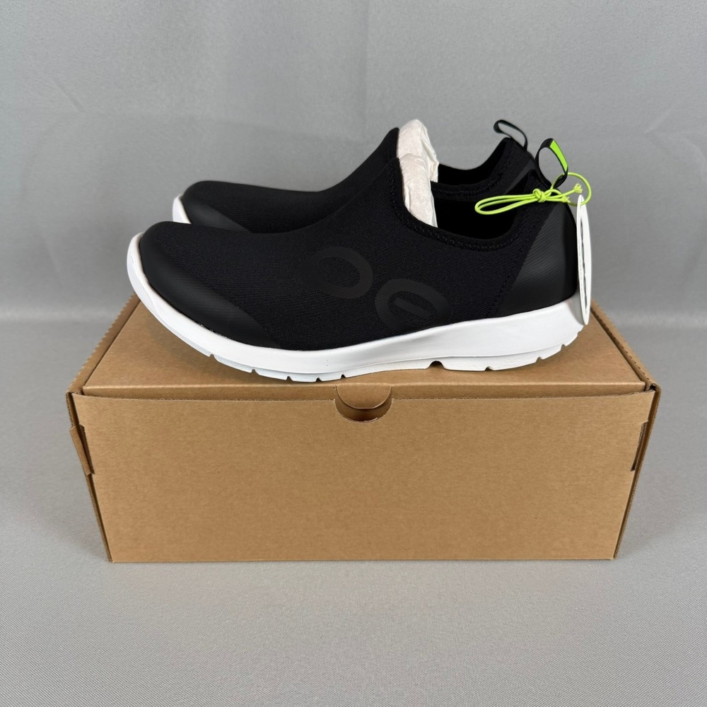 Oofos OOmg Sport Recovery Sneakers Womens 8 Black White Slip-On Shoes Light NIB